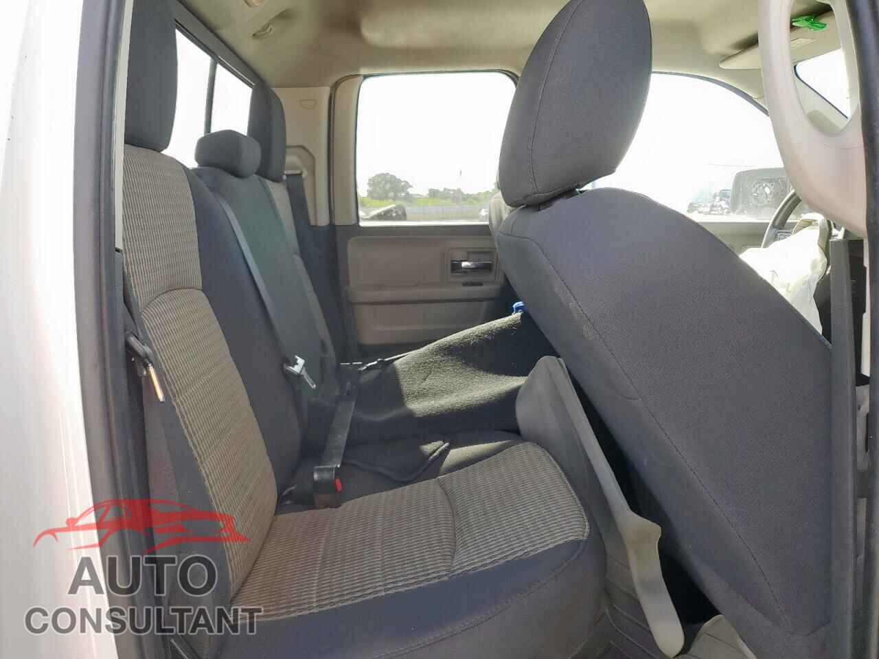 DODGE RAM 1500 2012 - 1C6RD6GP7CS166212