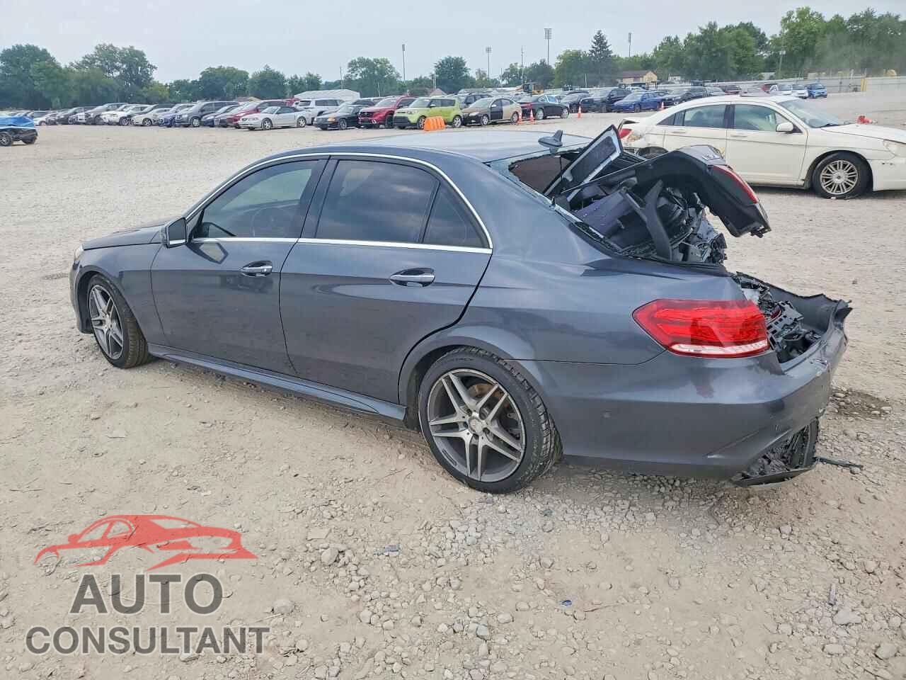 MERCEDES-BENZ E-CLASS 2014 - WDDHF5KB3EB017342
