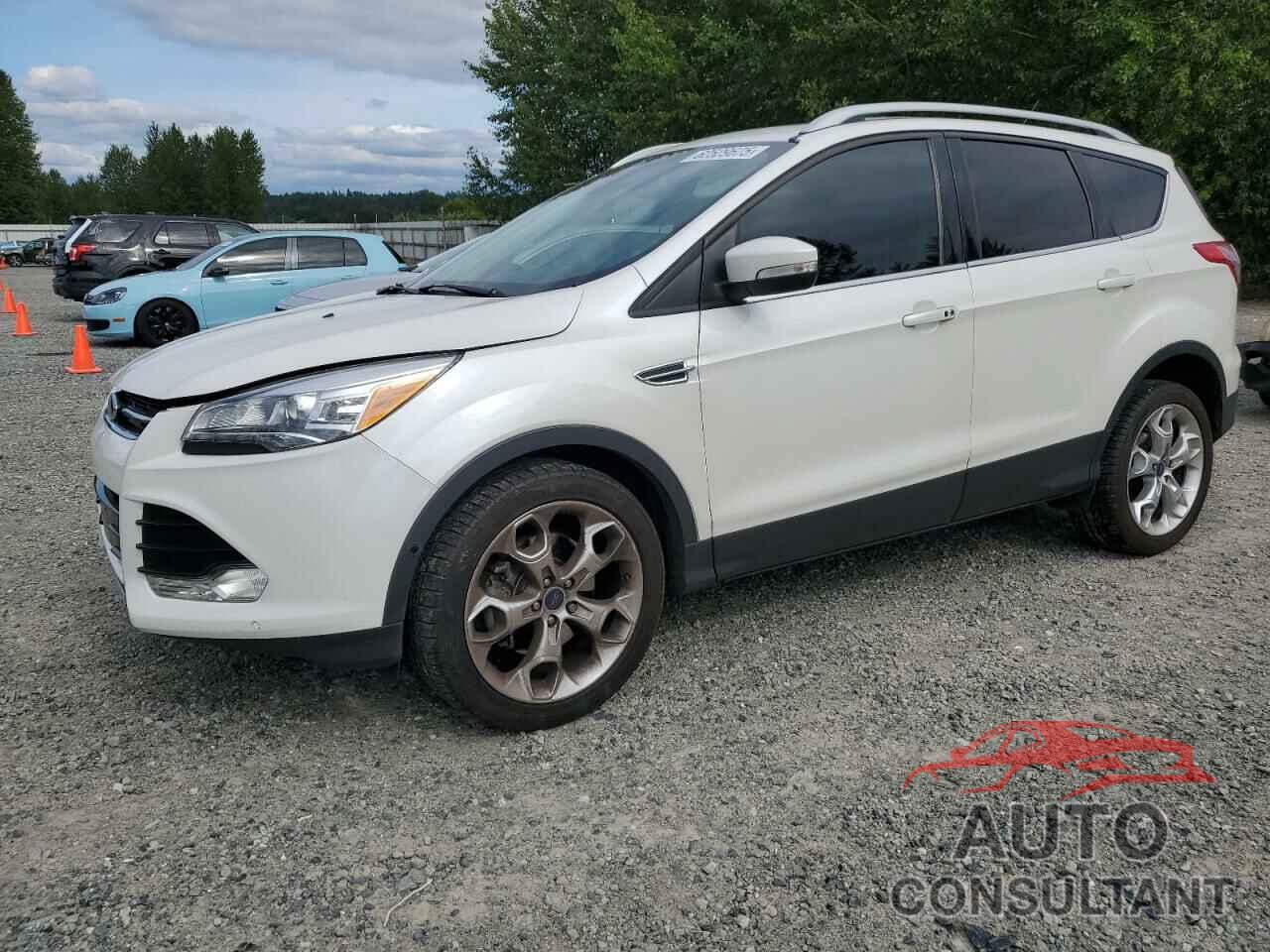 FORD ESCAPE 2015 - 1FMCU9J96FUC15477