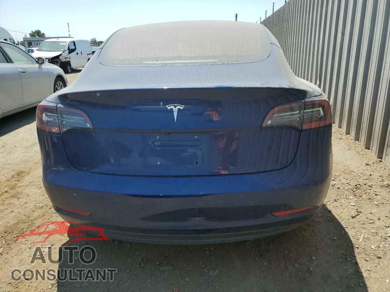 TESLA MODEL 3 2018 - 5YJ3E1EA7JF043386