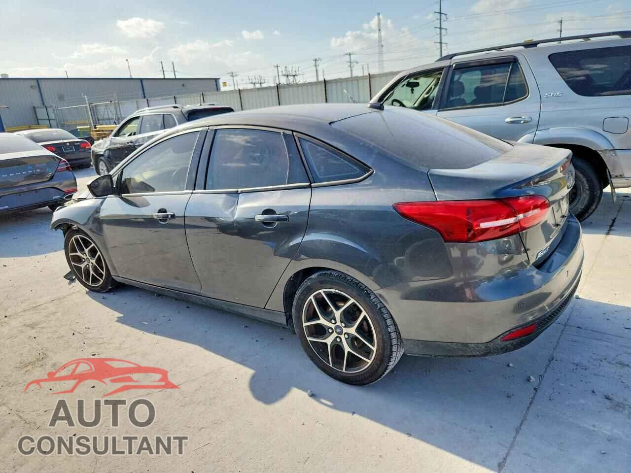 FORD FOCUS 2017 - 1FADP3H21HL248424