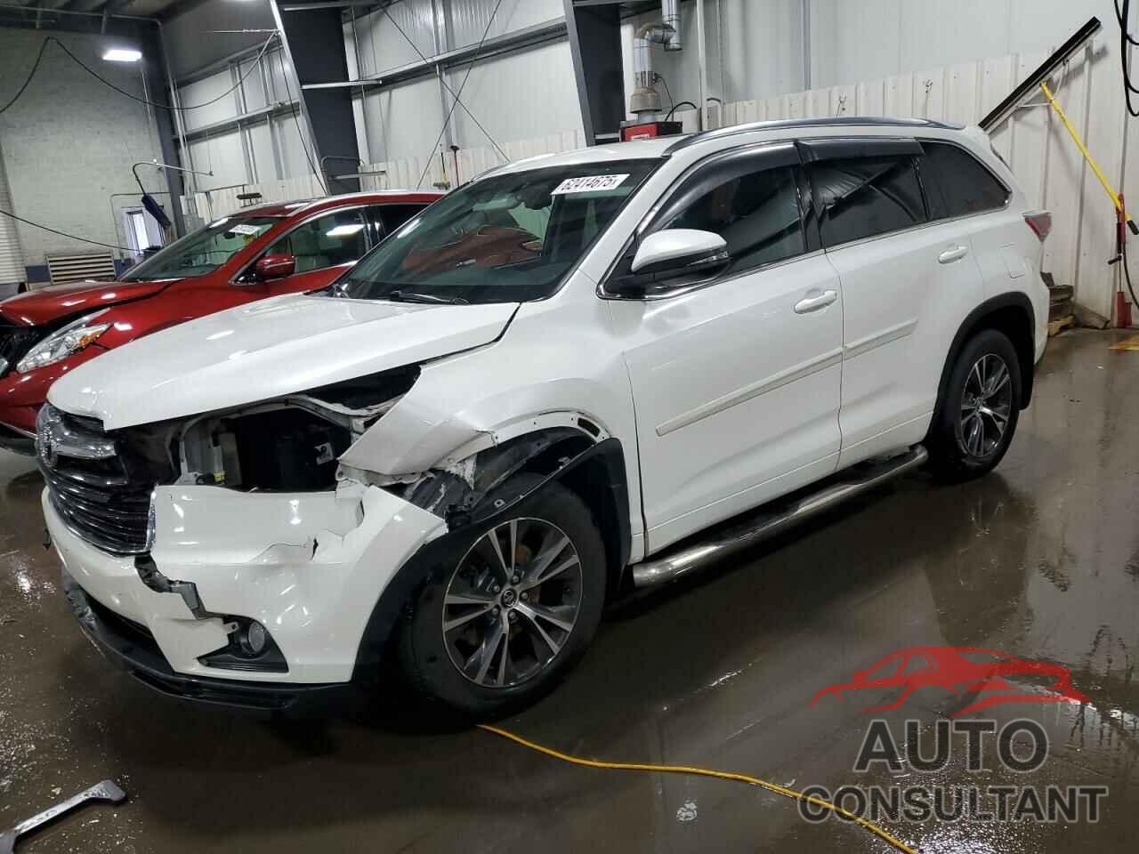 TOYOTA HIGHLANDER 2016 - 5TDJKRFH2GS329919