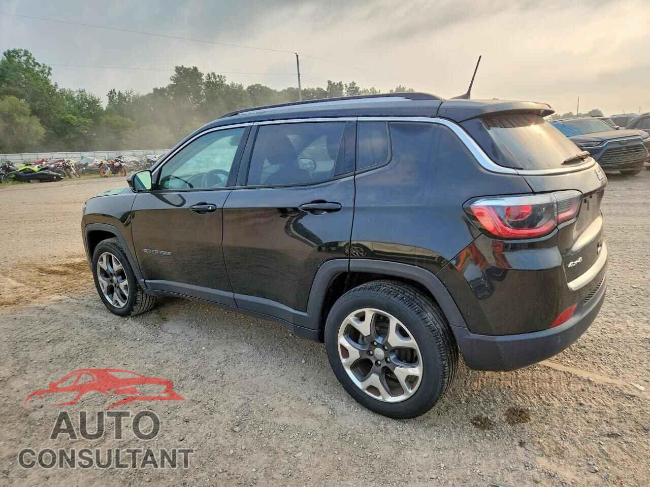 JEEP COMPASS 2018 - 3C4NJDCB4JT333586