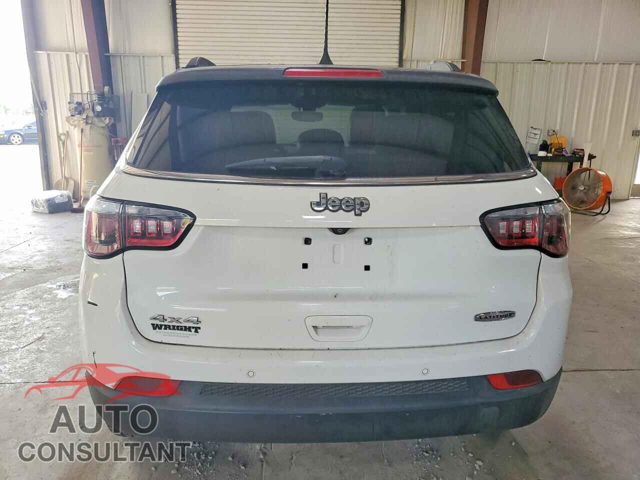 JEEP COMPASS 2017 - 3C4NJDBB3HT664543