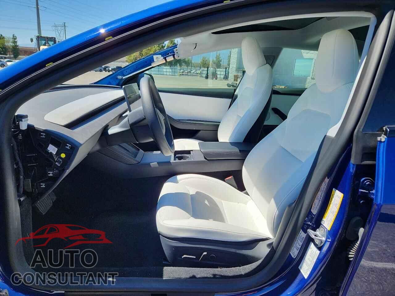 TESLA MODEL 3 2024 - 5YJ3E1EA1RF864365