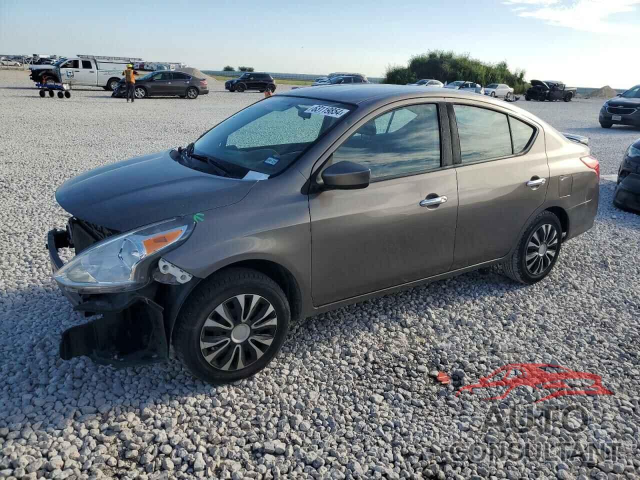 NISSAN VERSA 2017 - 3N1CN7AP7HK441022