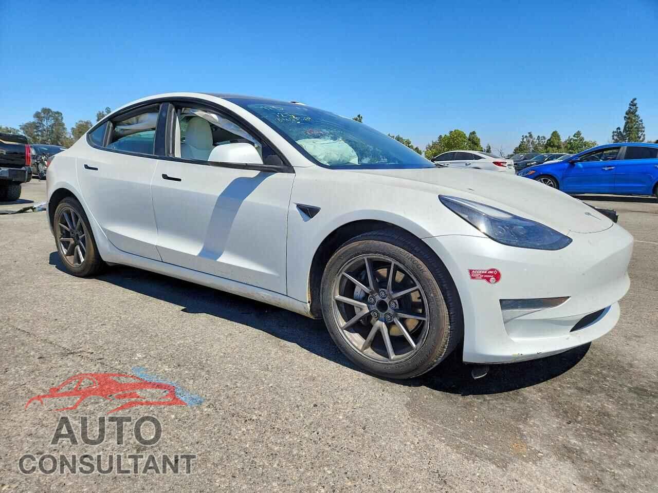 TESLA MODEL 3 2023 - 5YJ3E1EA3PF585464