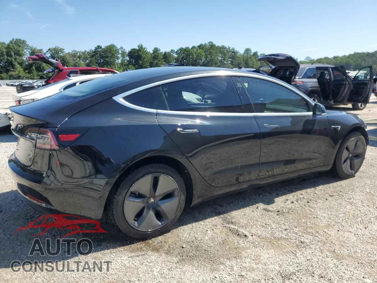 TESLA MODEL 3 2018 - 5YJ3E1EA9JF152786