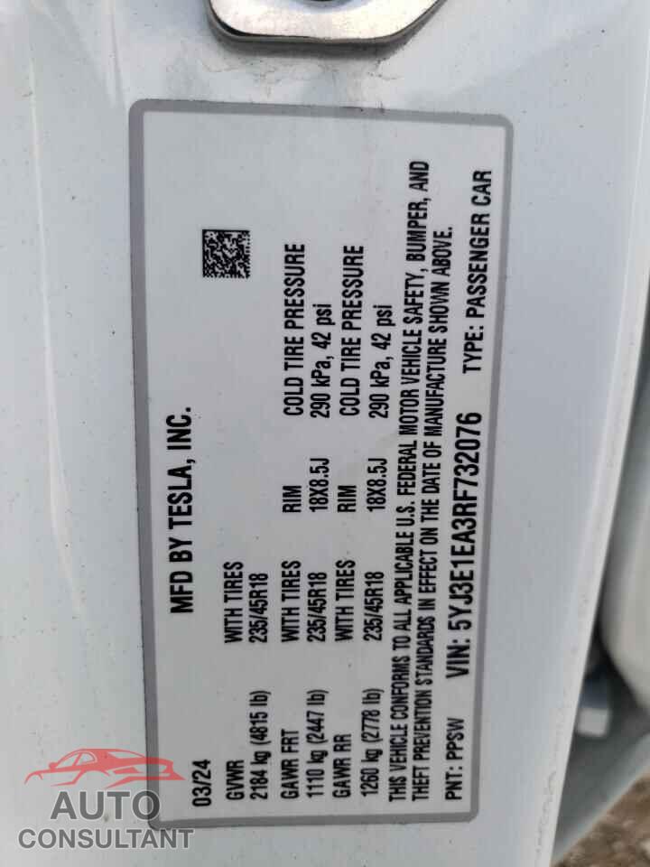 TESLA MODEL 3 2024 - 5YJ3E1EA3RF732076