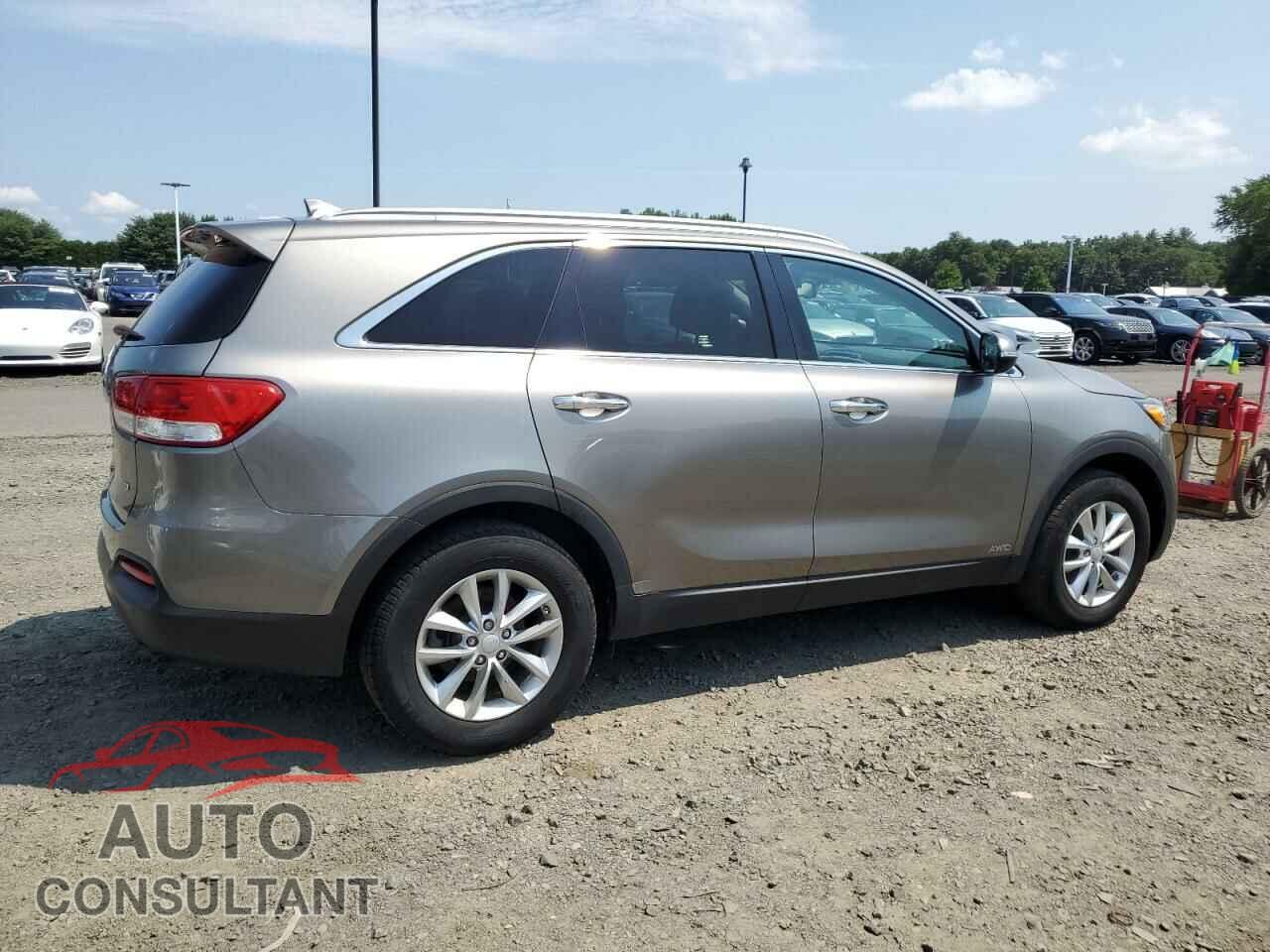 KIA SORENTO 2017 - 5XYPGDA34HG233783