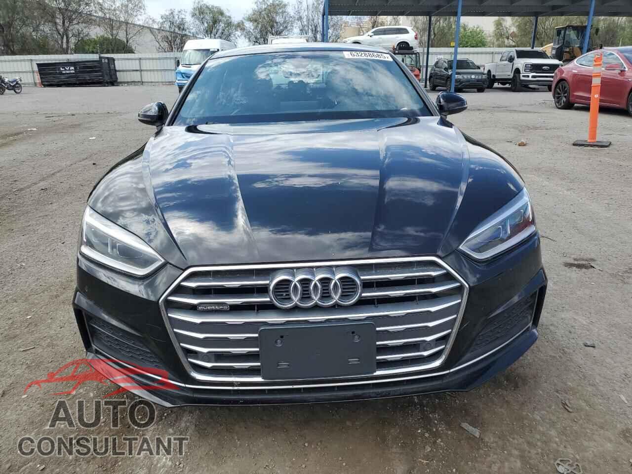 AUDI A5 2018 - WAUENCF55JA008132