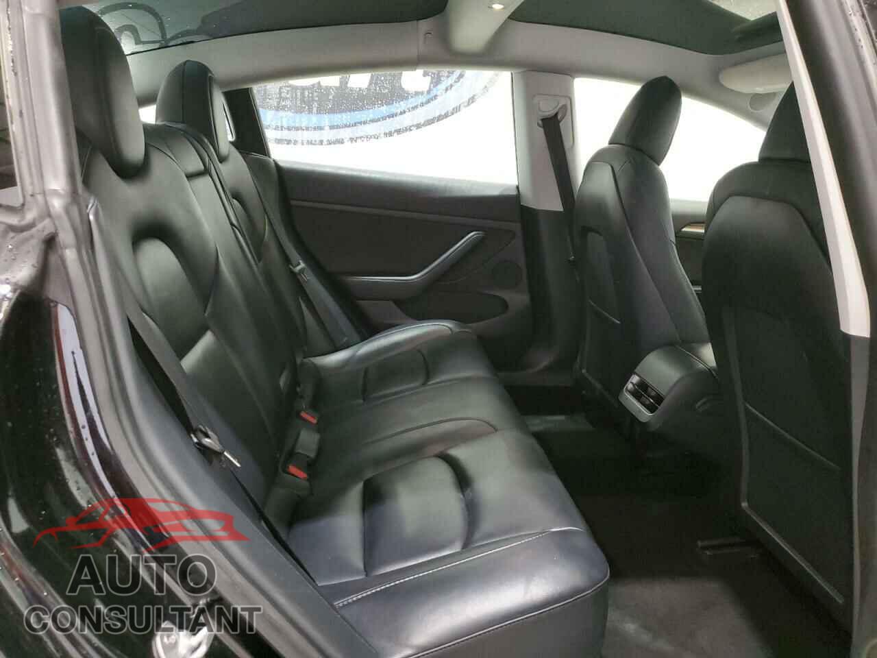 TESLA MODEL 3 2023 - 5YJ3E1EA4PF452809