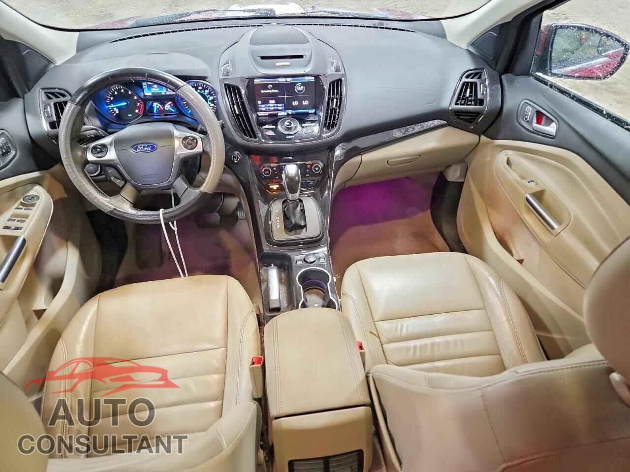 FORD ESCAPE 2015 - 1FMCU9J92FUB11570