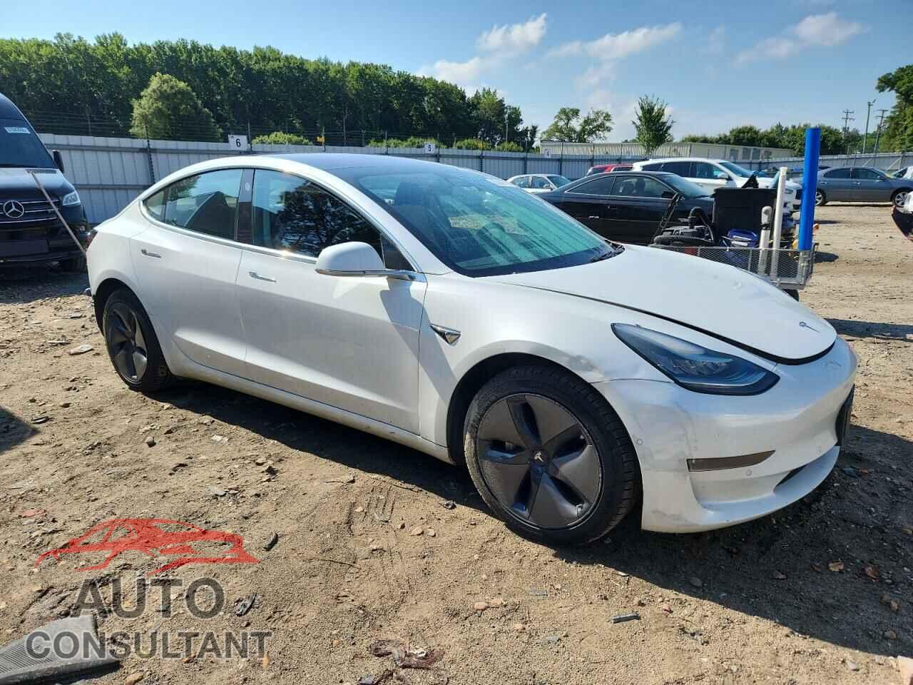 TESLA MODEL 3 2018 - 5YJ3E1EB2JF066695