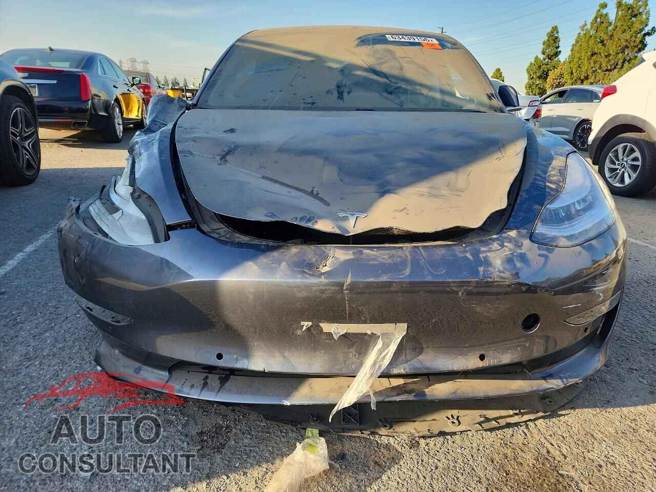 TESLA MODEL 3 2018 - 5YJ3E1EA3JF157661