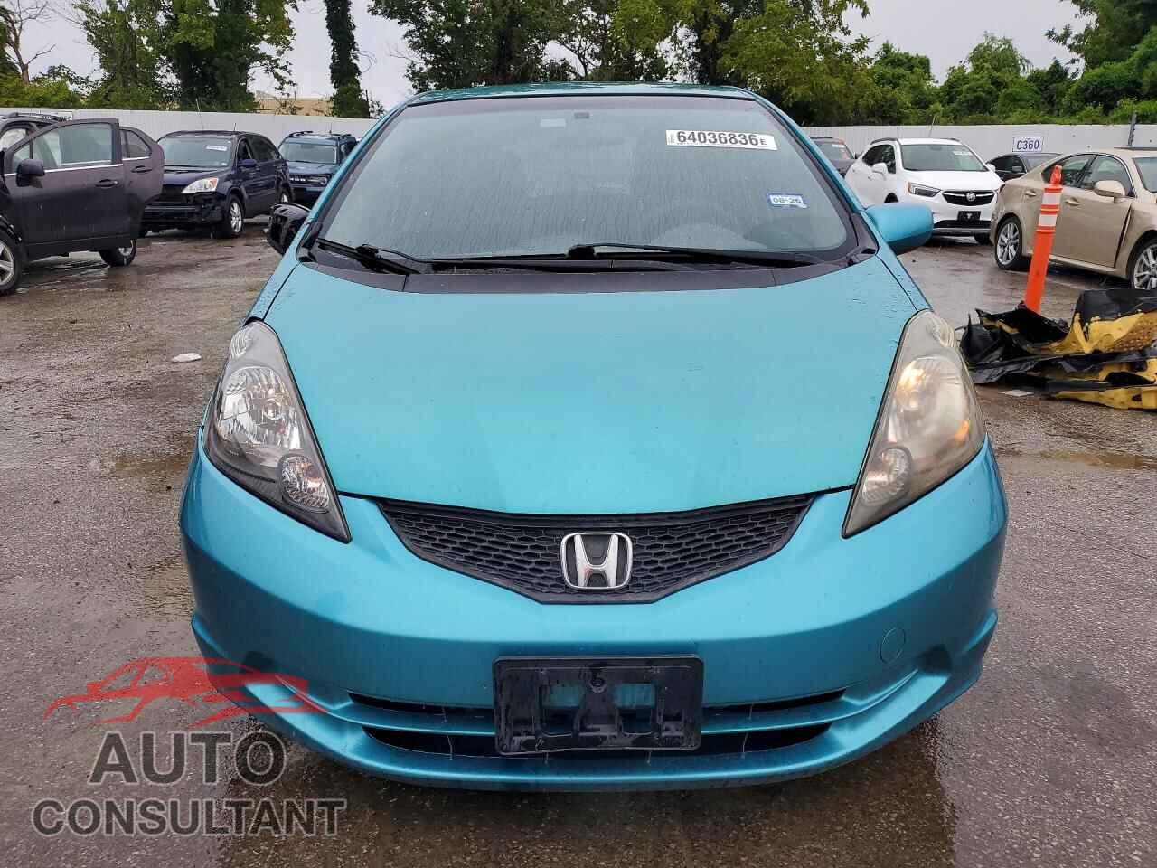 HONDA FIT 2012 - JHMGE8H35CC006598