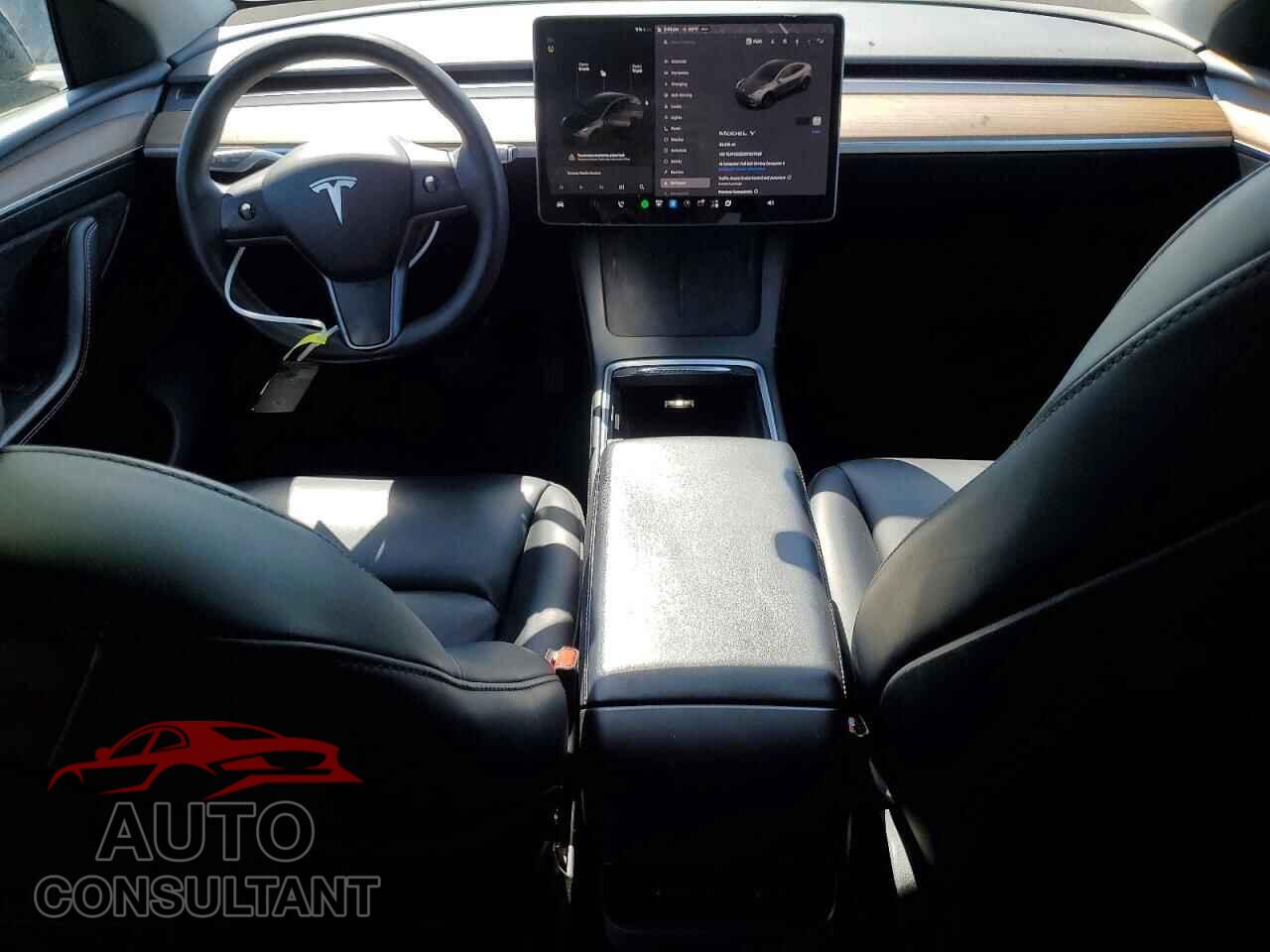 TESLA MODEL Y 2024 - 7SAYGDED3RF057666