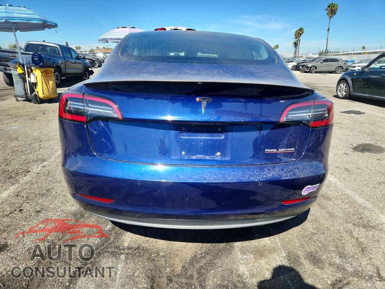 TESLA MODEL 3 2018 - 5YJ3E1EB2JF083903