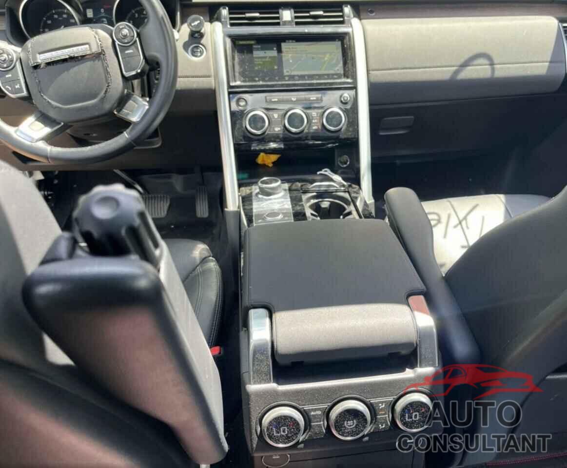 LAND ROVER DISCOVERY 2017 - SALRRBBV4HA013799
