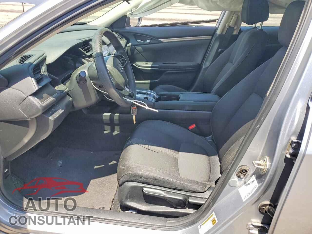 HONDA CIVIC 2019 - 2HGFC2F60KH556284