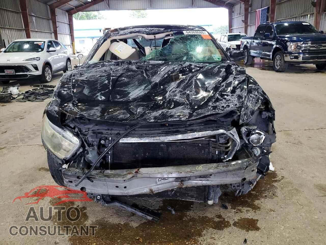 FORD TAURUS 2013 - 1FAHP2E83DG125599