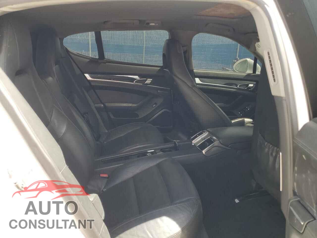 PORSCHE PANAMERA 2011 - WP0AA2A76BL013720