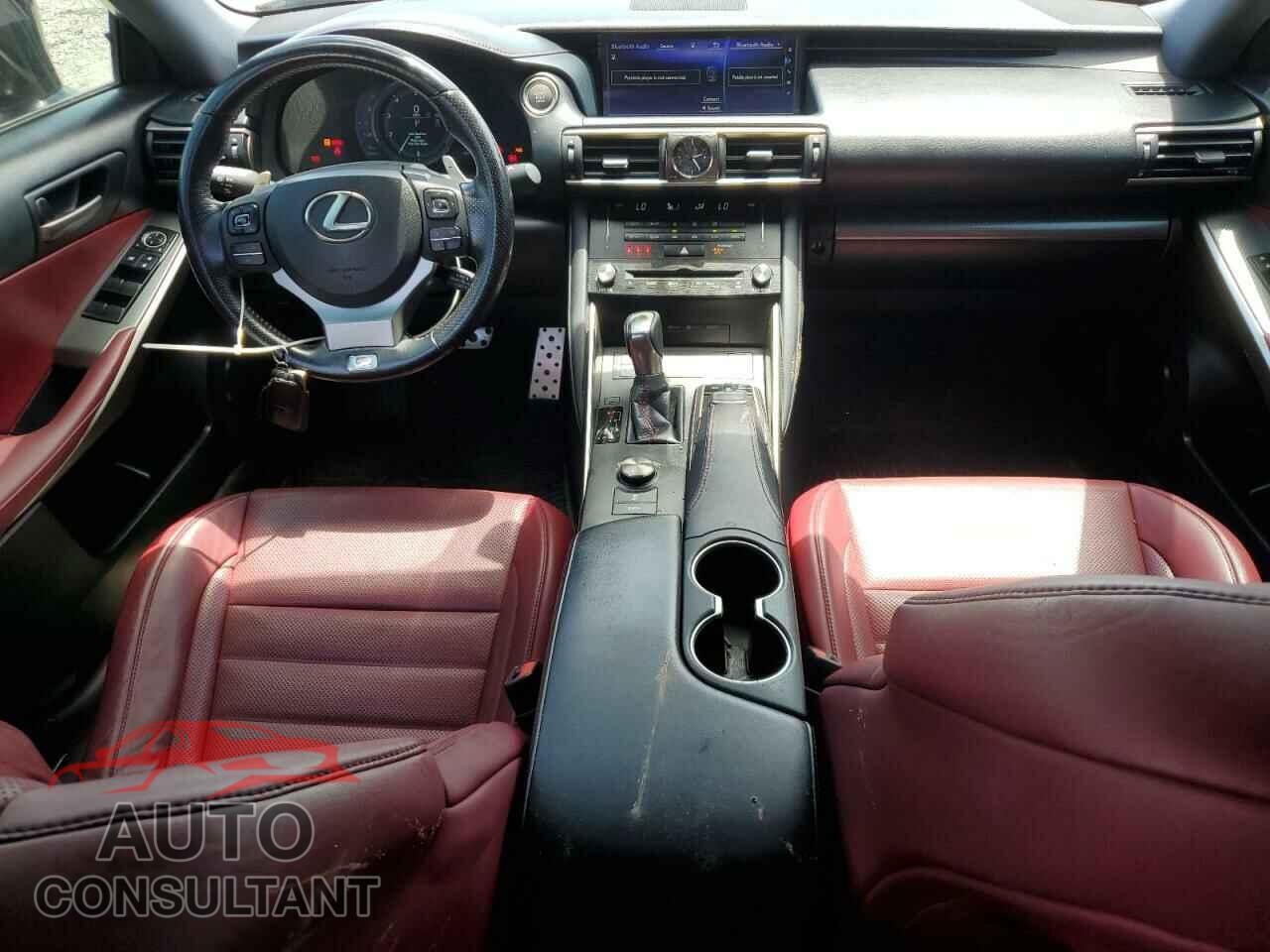 LEXUS IS 2017 - JTHBA1D29H5051985