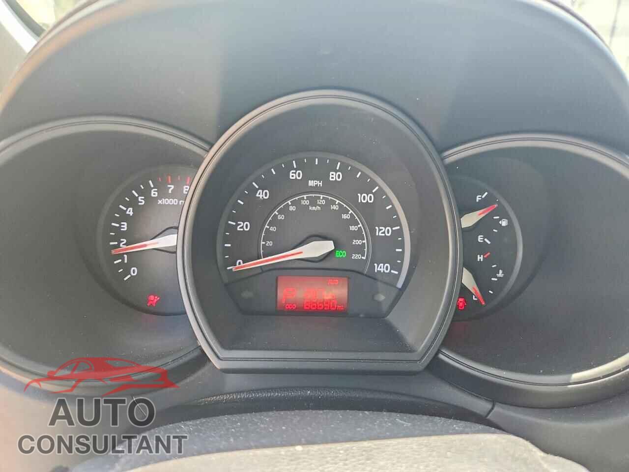 KIA RIO 2014 - KNADM4A32E6328477