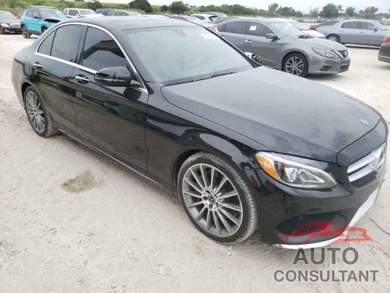 MERCEDES-BENZ C-CLASS 2018 - 55SWF4JB1JU273434