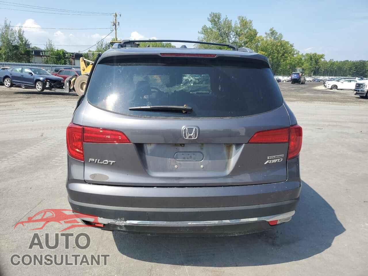HONDA PILOT 2018 - 5FNYF6H96JB019629