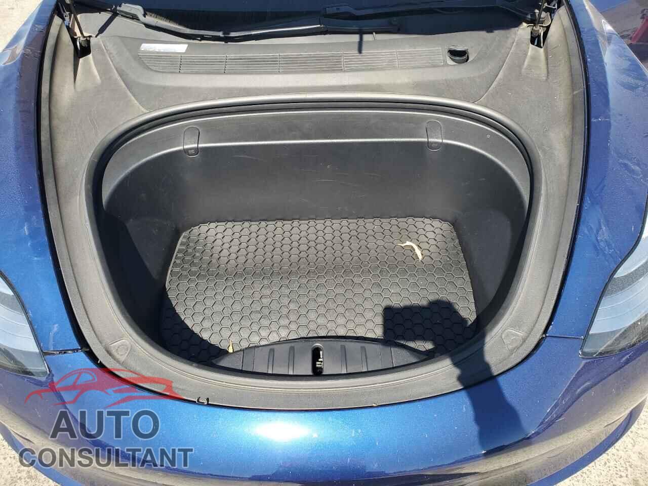 TESLA MODEL 3 2018 - 5YJ3E1EA1JF076691