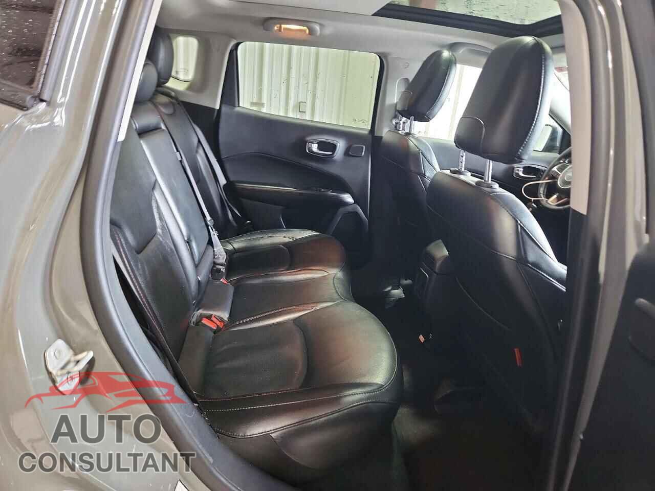 JEEP COMPASS 2021 - 3C4NJDDB7MT601954