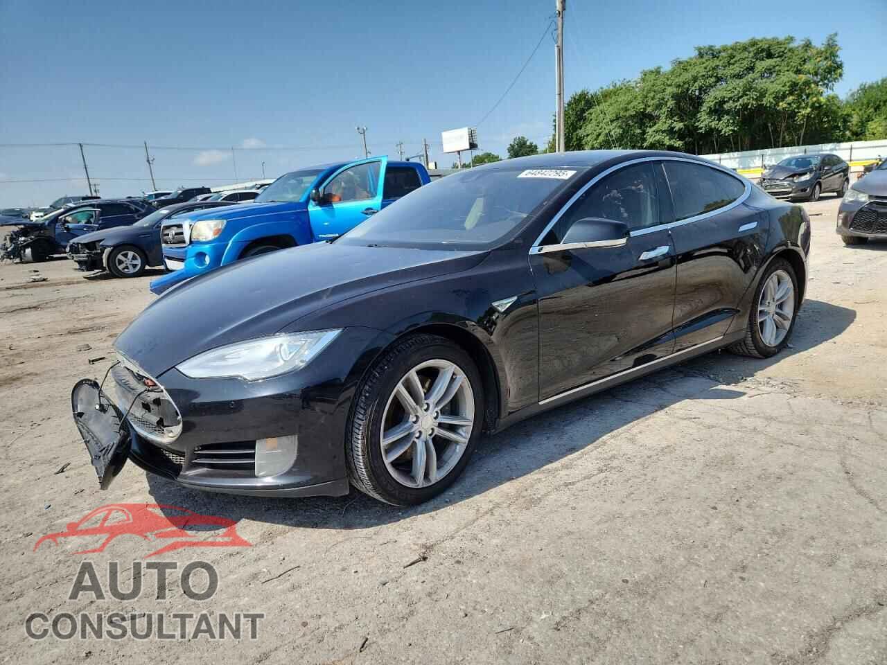 TESLA MODEL S 2015 - 5YJSA1E14FF102828