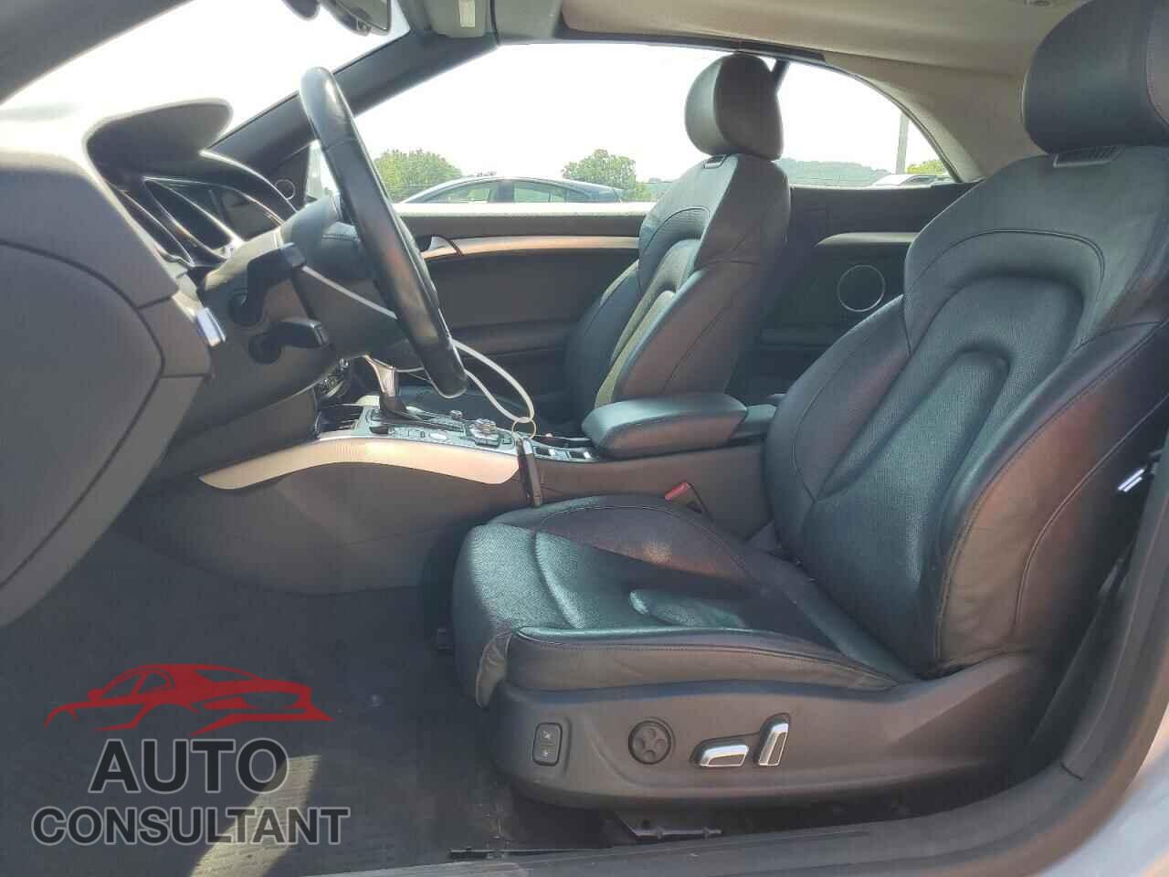 AUDI A5 2013 - WAULFAFH7DN011467