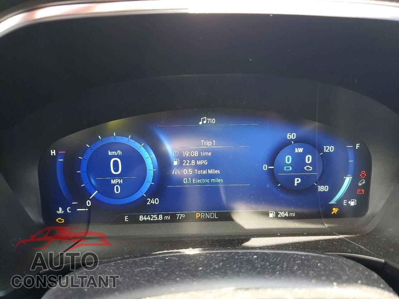 FORD ESCAPE 2020 - 1FMCU0DZ8LUA10181