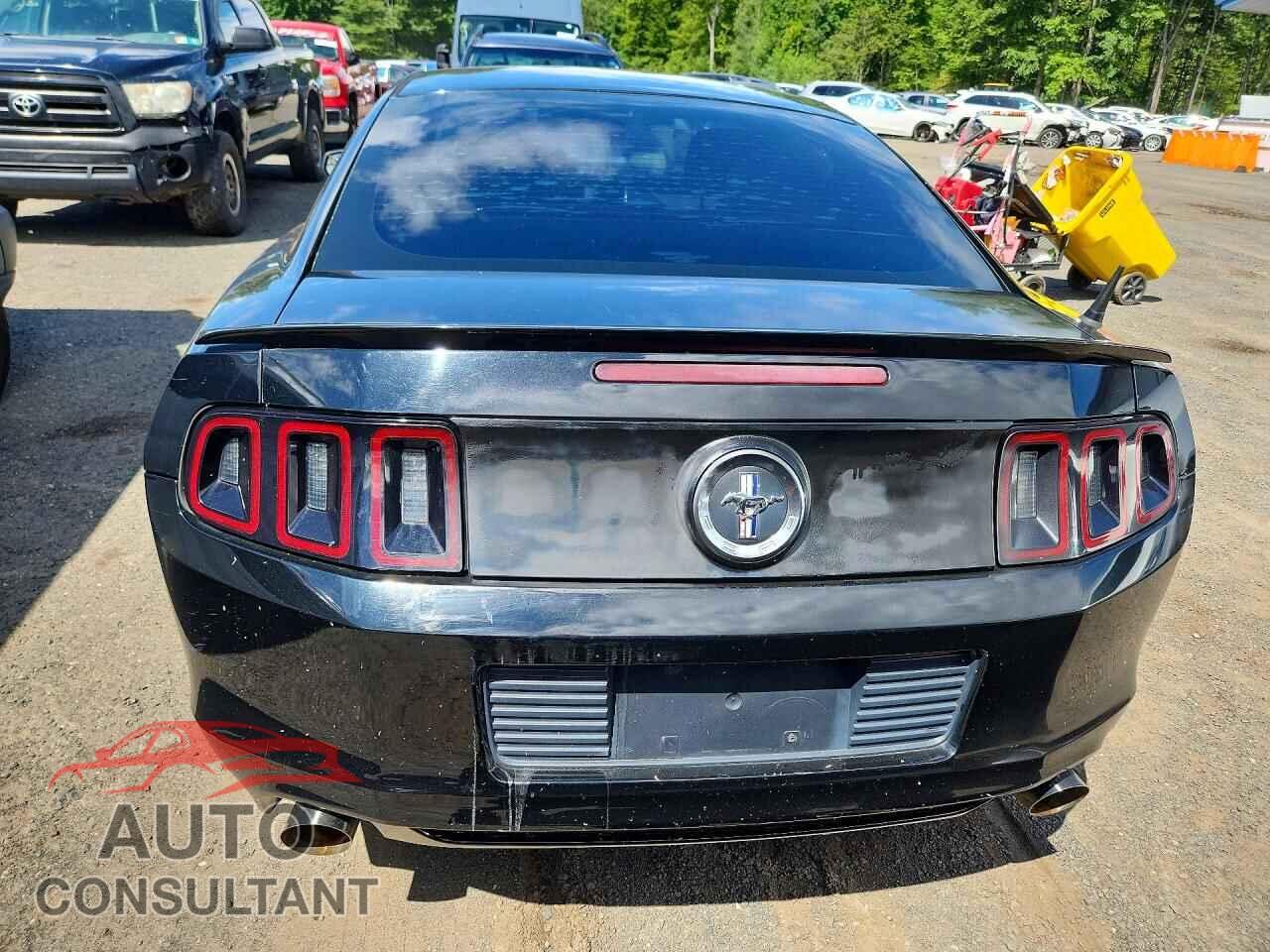 FORD MUSTANG 2013 - 1ZVBP8AM9D5277577