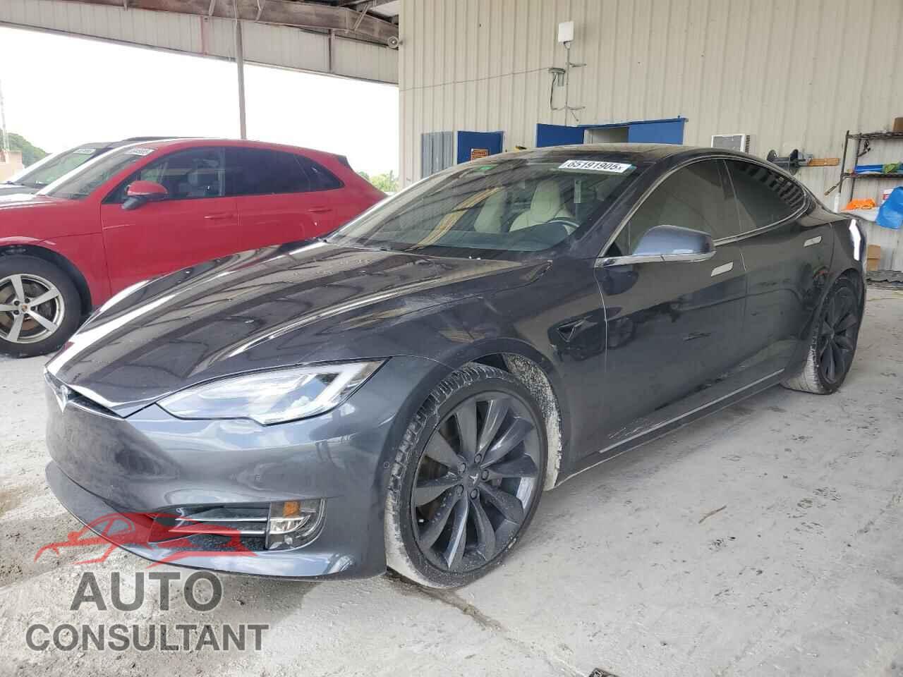 TESLA MODEL S 2017 - 5YJSA1E25HF233097