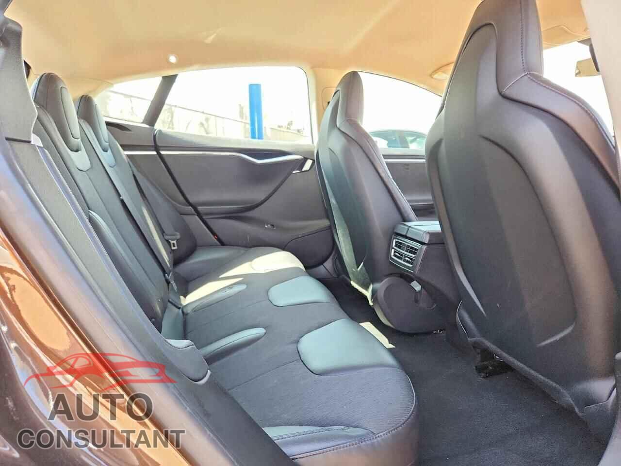 TESLA MODEL S 2013 - 5YJSA1CG7DFP19578