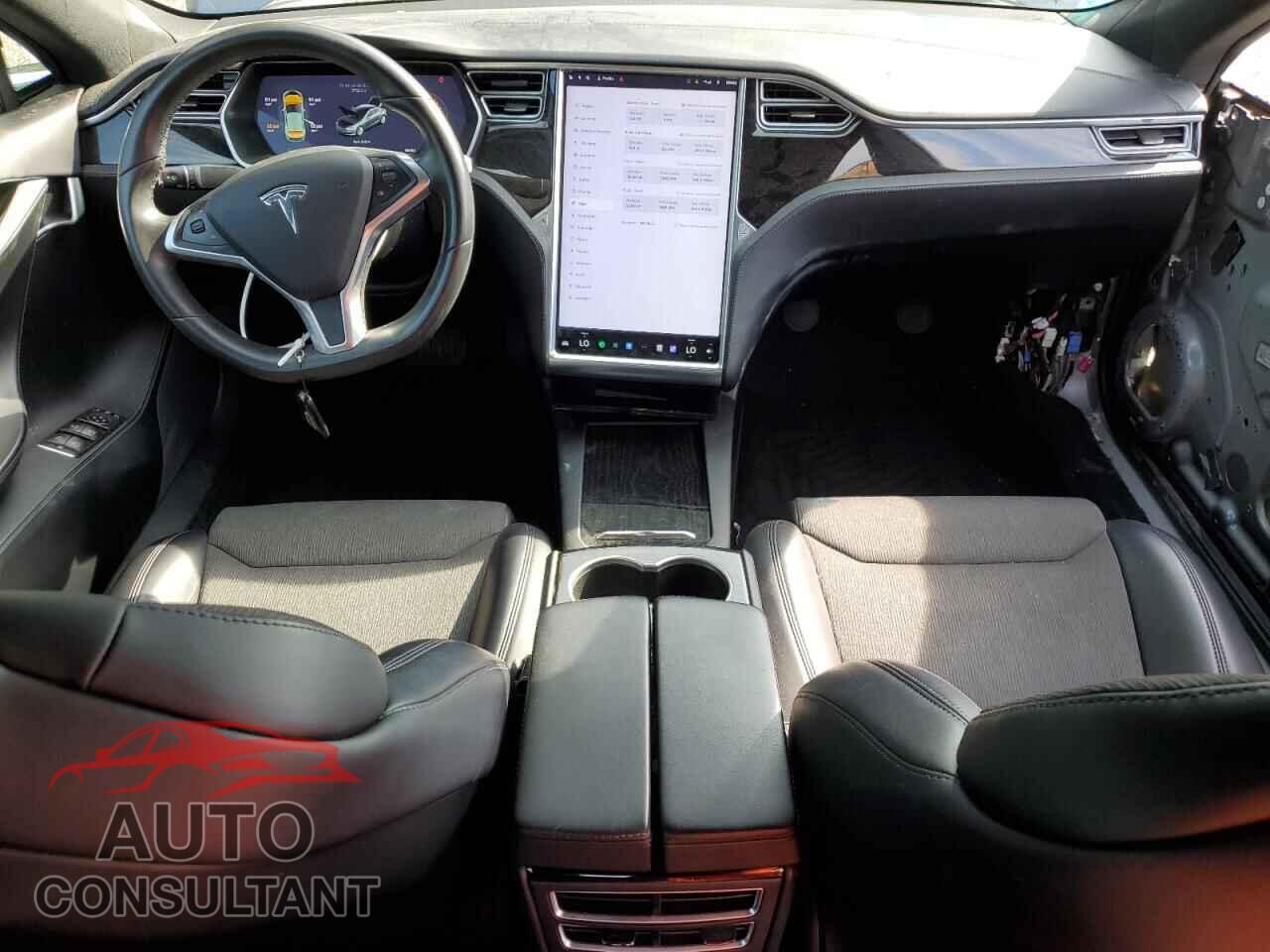TESLA MODEL S 2017 - 5YJSA1E23HF197300