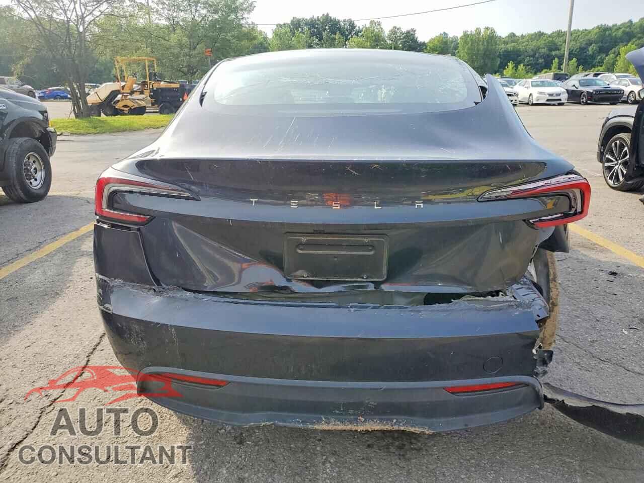 TESLA MODEL 3 2024 - 5YJ3E1EA5RF868936