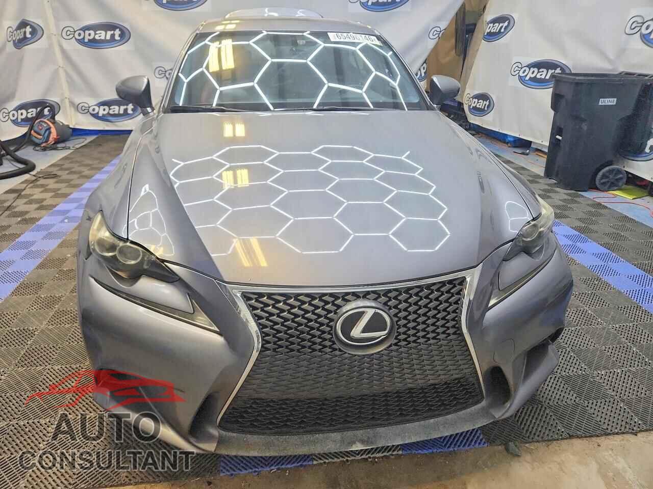 LEXUS IS 2014 - JTHBE1D22E5014096