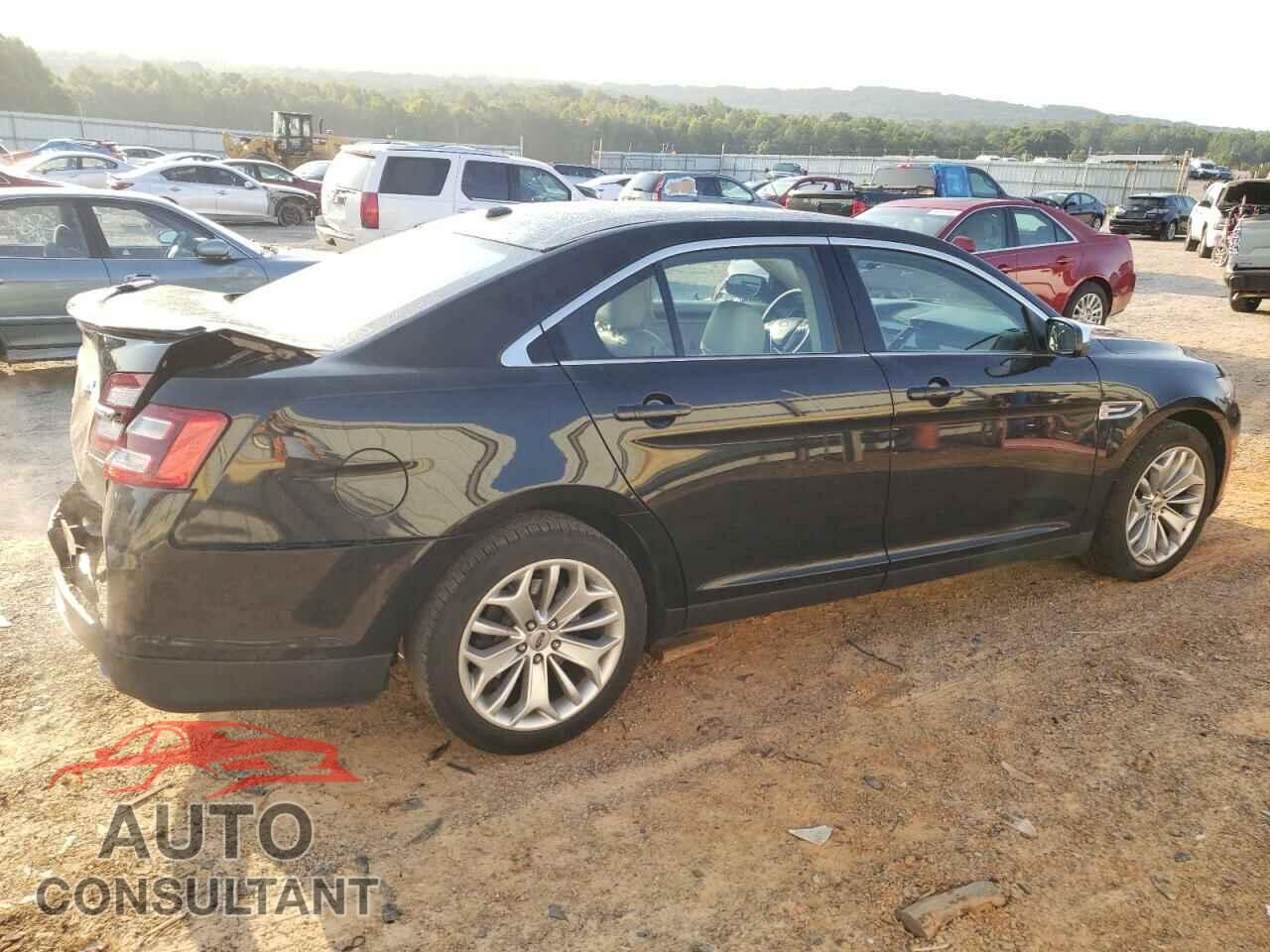 FORD TAURUS 2019 - 1FAHP2F82KG111009