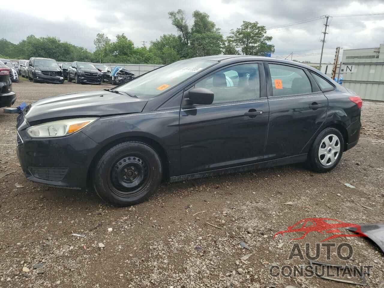 FORD FOCUS 2015 - 1FADP3E24FL268135