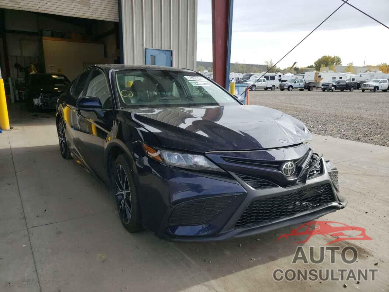 TOYOTA CAMRY 2021 - 4T1G11AK6MU410670