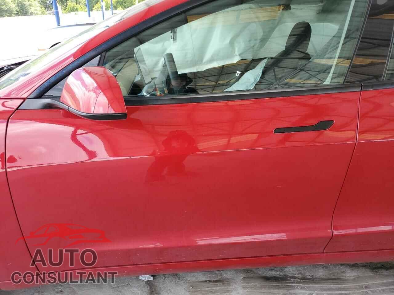 TESLA MODEL 3 2021 - 5YJ3E1EB0MF013076