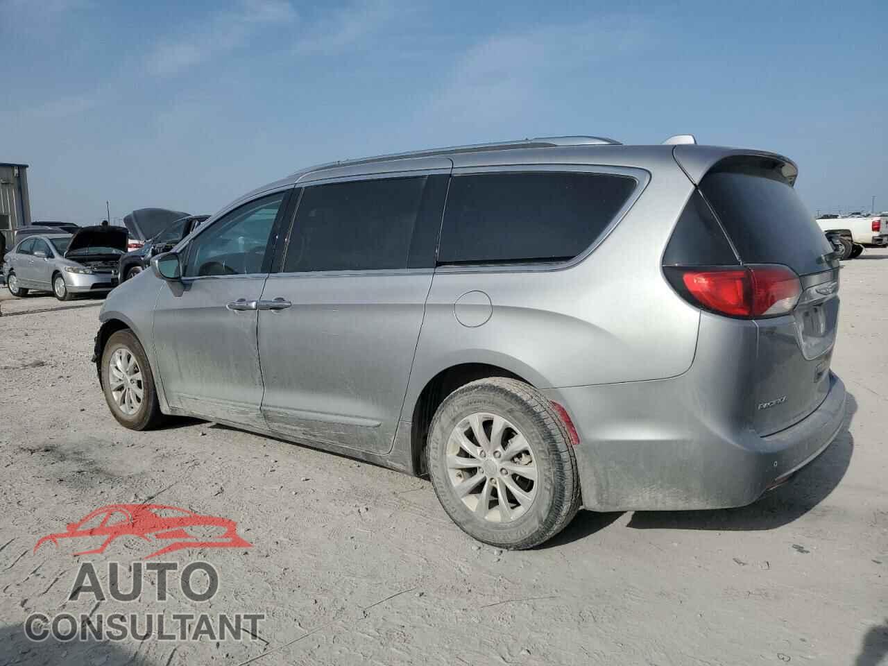 CHRYSLER PACIFICA 2018 - 2C4RC1BG7JR192927