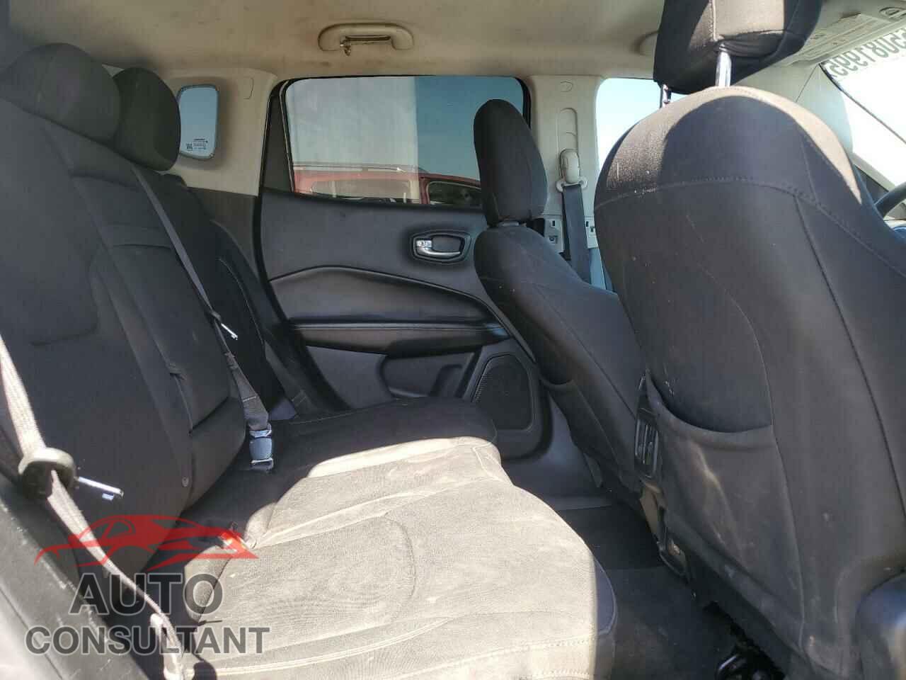 JEEP COMPASS 2017 - 3C4NJCAB4HT629389