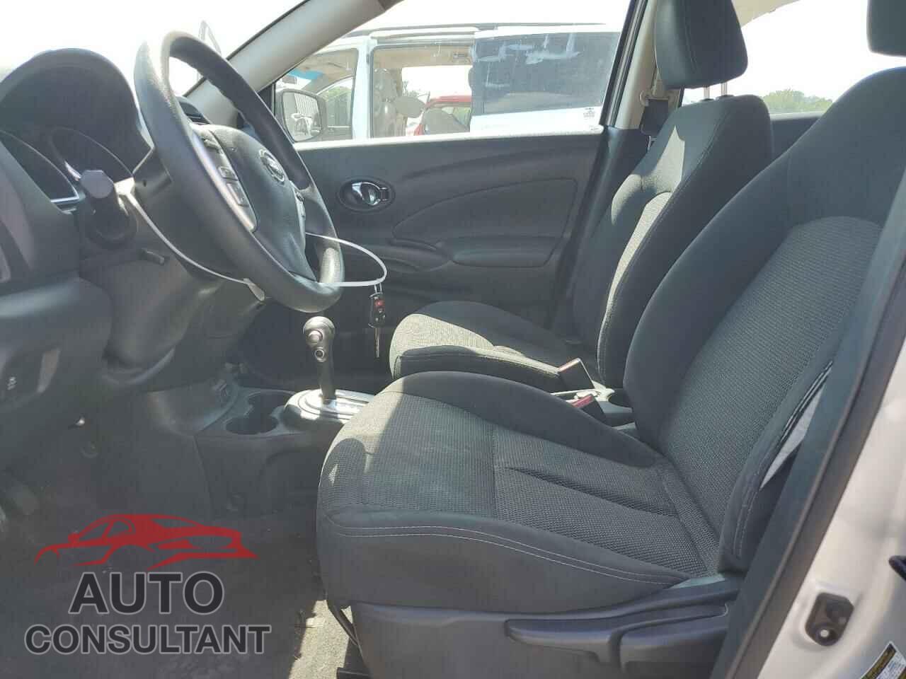 NISSAN VERSA 2017 - 3N1CN7AP4HL821865
