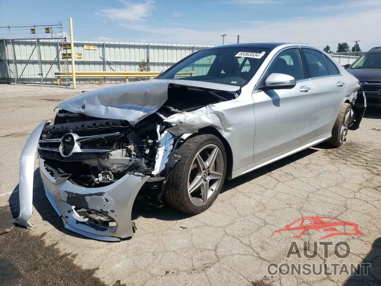 MERCEDES-BENZ C-CLASS 2018 - 55SWF4KB5JU277646