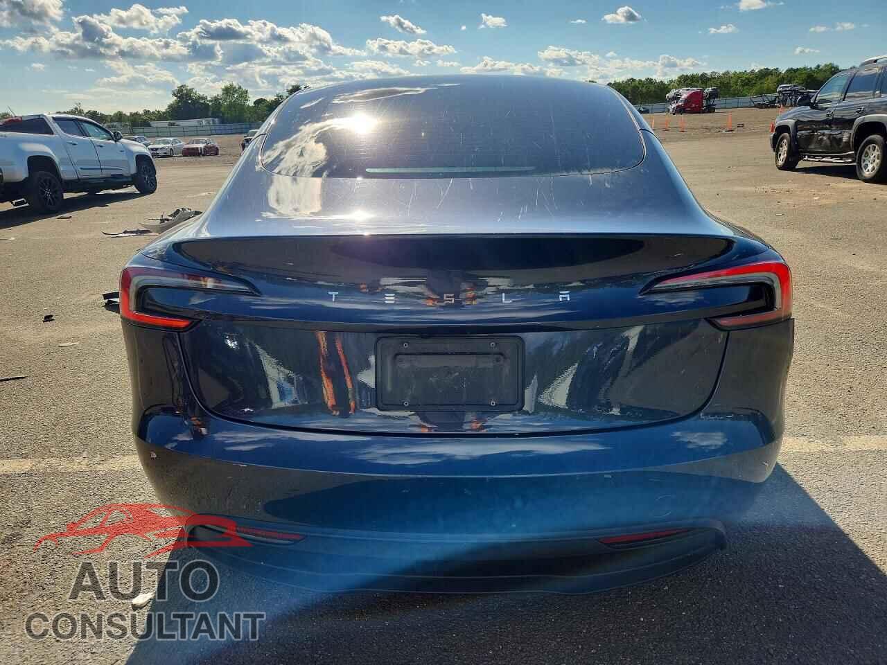 TESLA MODEL 3 2024 - 5YJ3E1EA6RF761927